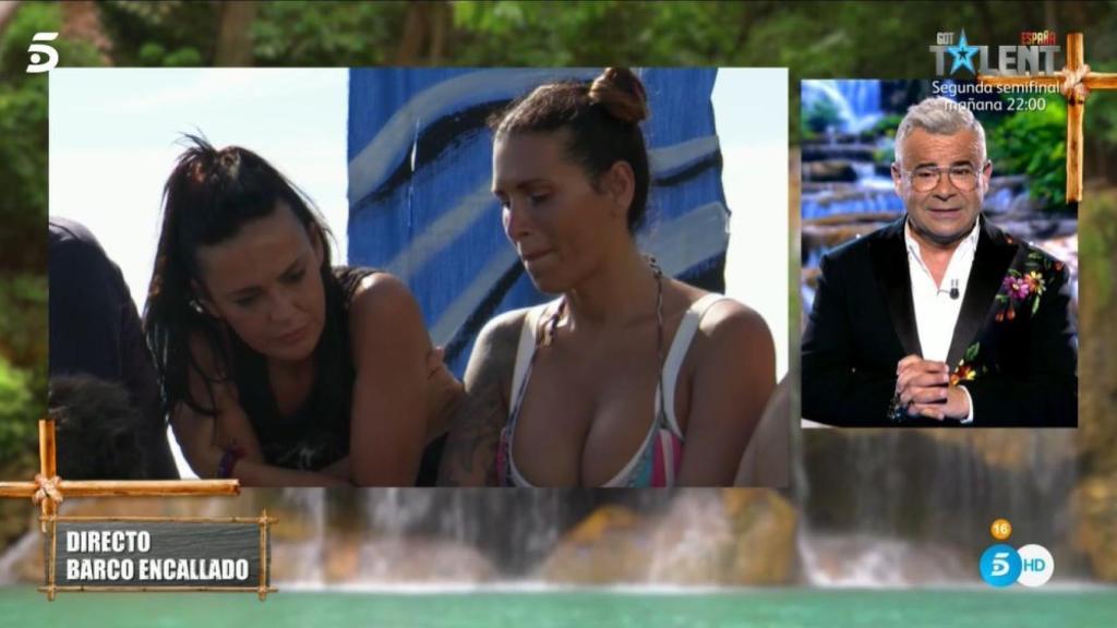 Olga Moreno hablando con Jorge Javier.