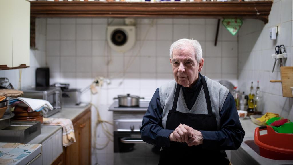 Fray Rafael nació en Estepa (Sevilla). Tiene 83 años. Ejerce de cocinero en la congregación.