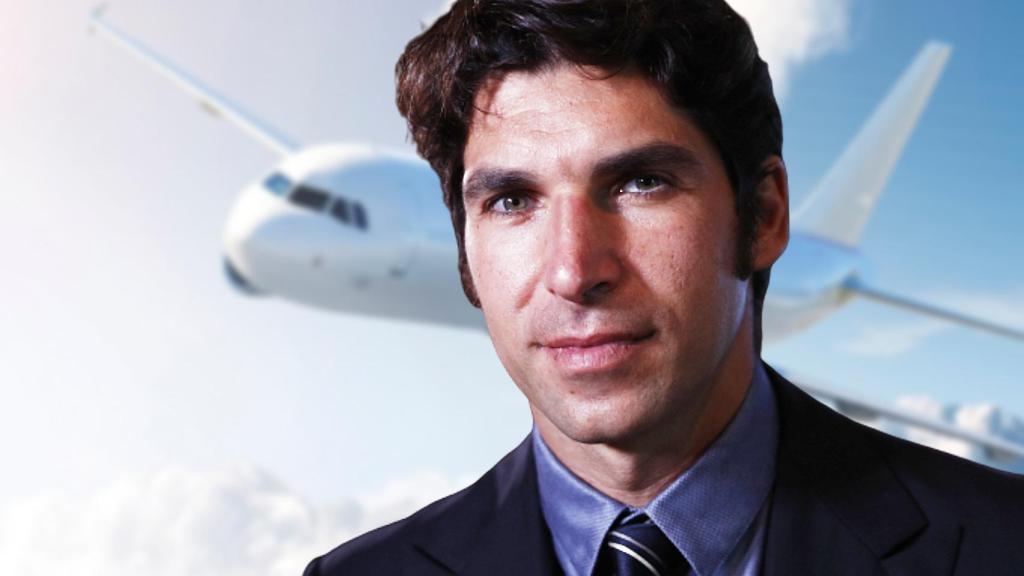 Cayetano Rivera está recibiendo clases para sacarse la licencia de piloto.