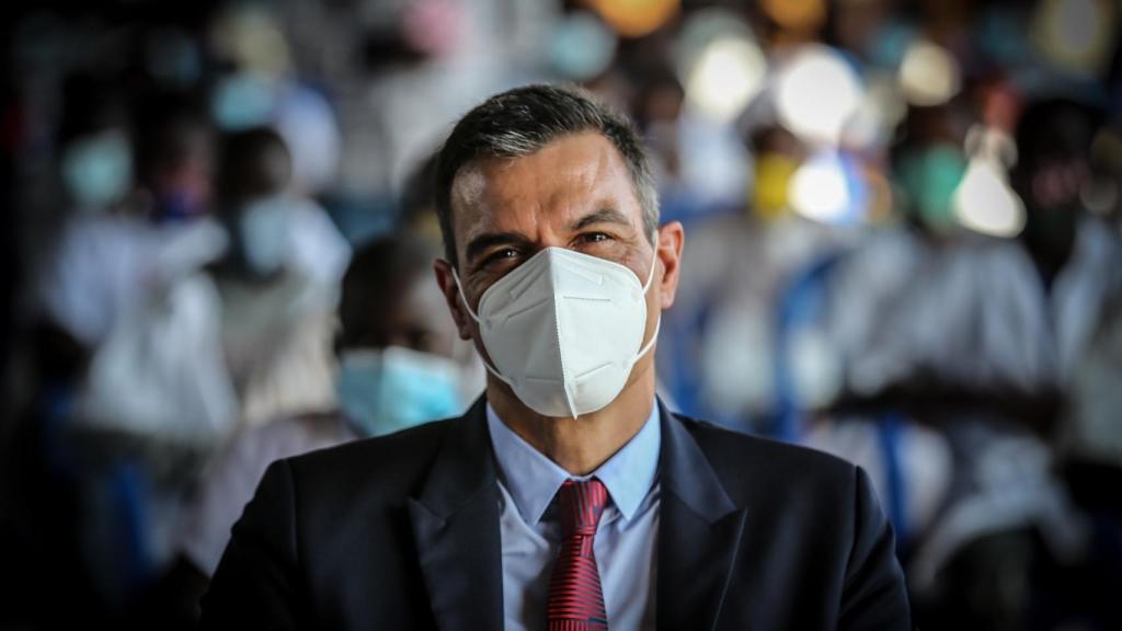El presidente del Gobierno, Pedro Sánchez, en un acto en Angola el jueves, antes de viajar a Senegal.