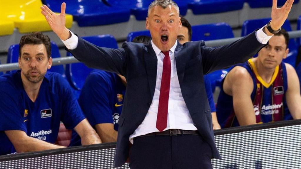 Jasikevicius protestando durante un partido del Barça