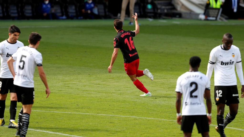 Guevara celebra su tanto contra el Valencia