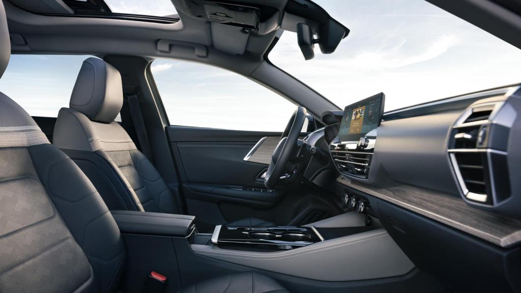 Interior del nuevo Citroën C5 X.