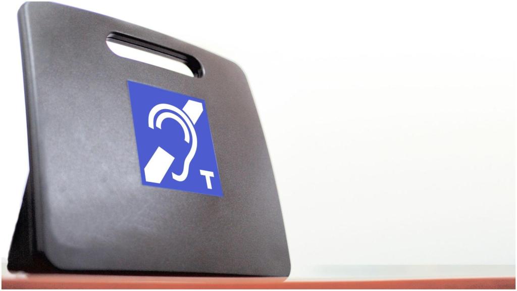 El bucle magnético que estará implantado en el taxi de A Coruña.