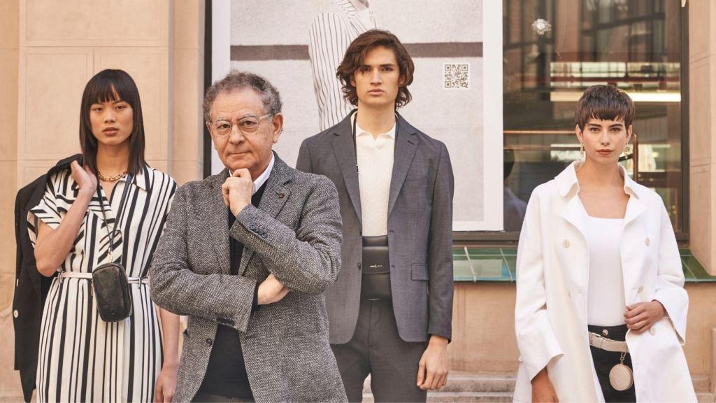 Roberto Verino transforma las calles en pasarelas para presentar su colección.