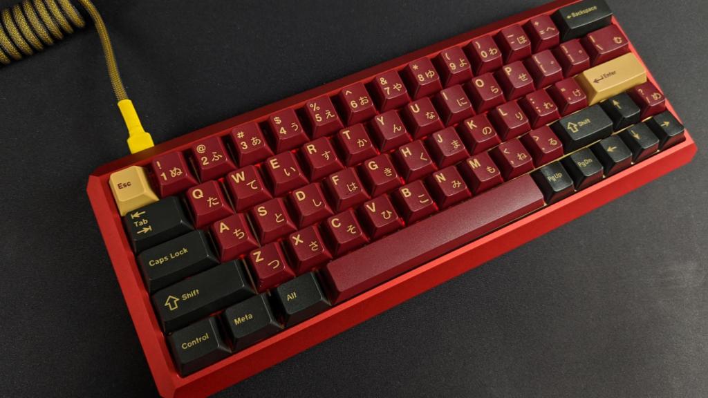 Un teclado mecánico montado por Uryftw.