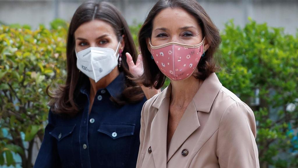 La Reina y Reyes Maroto, este viernes en Madrid.