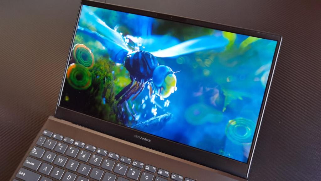 Colores vibrantes y buen brillo en el Asus ZenBook 13 OLED