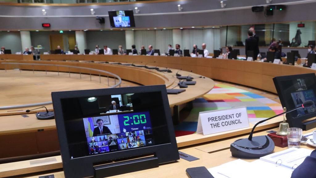El ministro de Exteriores de Ucrania, Dmytro Kuleba, pide a la UE más sanciones contra Rusia