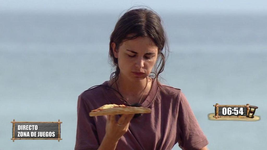 ‘Supervivientes’ obliga a Alexia Rivas a comer tras más de un día sin hacerlo