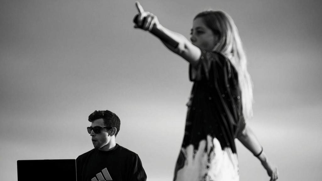 Laura LaMontagne & Pico Amperio.