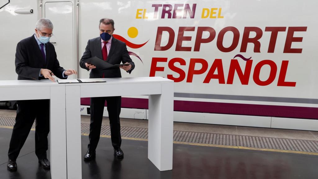 Isaias Taboas y José Manuel Franco, durante un acto