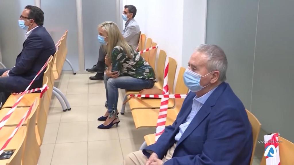 Sonia Castedo y Luis Díaz Alperi, durante el juicio por el caso 'Brugal PGOU Alicante'
