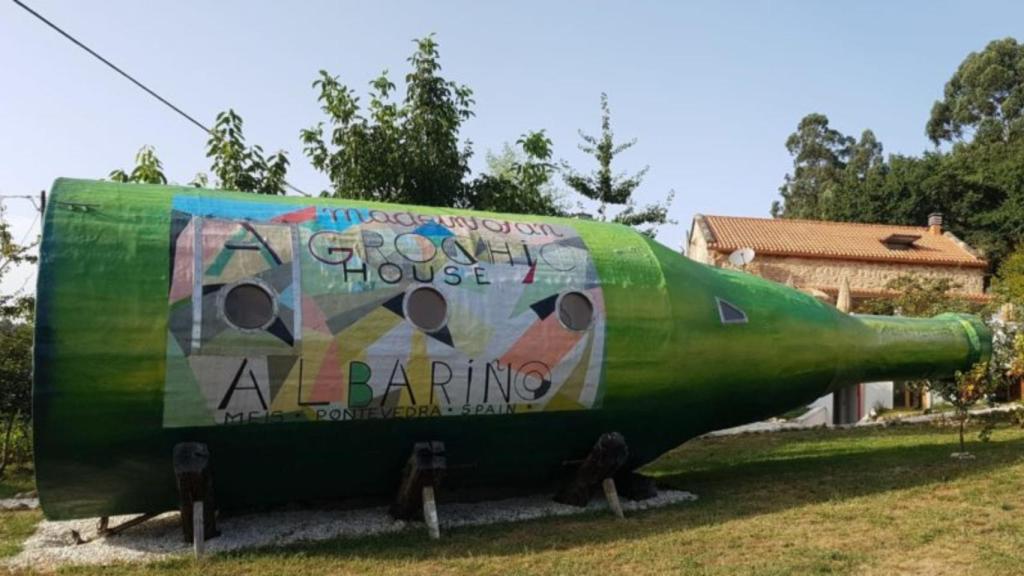MadeinFofan, la casa ‘agrochic’ de las Rías Baixas donde se desayuna dentro de una botella
