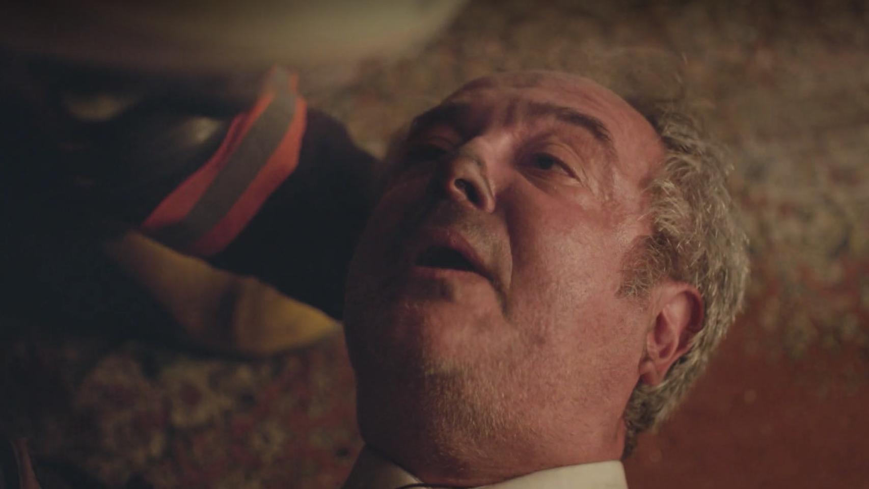 Avance en fotos del nuevo capítulo de 'Mujer': ¿Ha muerto también Enver?