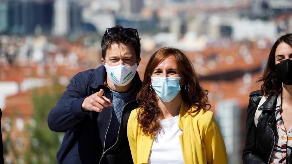 Errejón y Mónica García, en un acto de campaña.