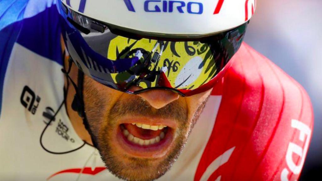 Thibaut Pinot en una contrarreloj