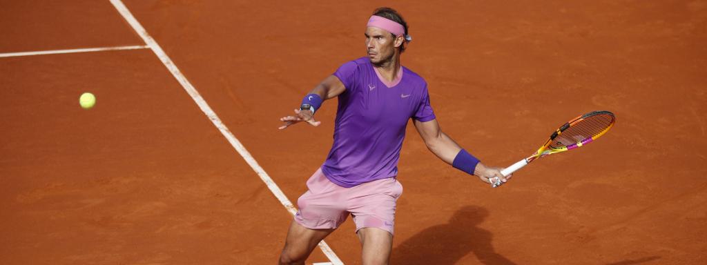 Nadal se mete en pista para dominar con su derecha