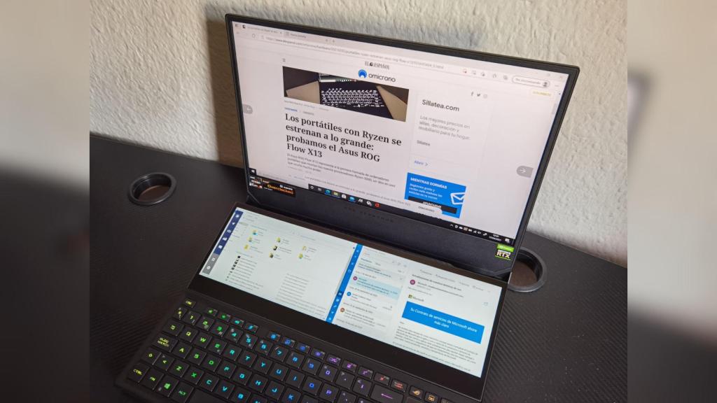Hay una clara separación entre la primera y la segunda pantalla del Asus Zephyrus Duo