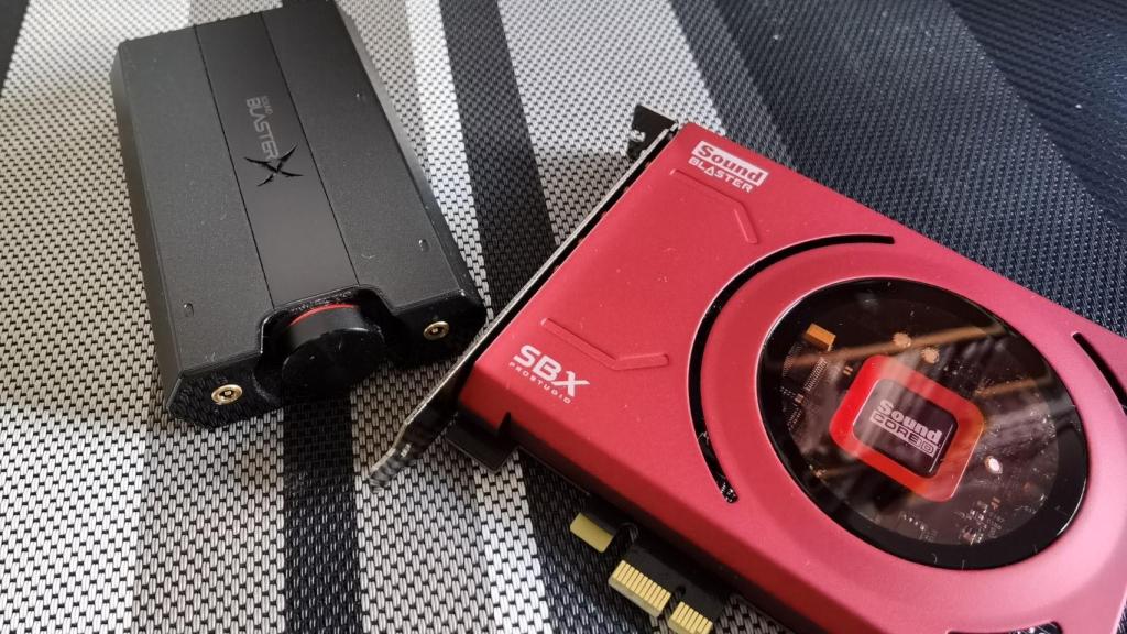 Una alternativa a la Sound Blaster Z SE es una tarjeta externa como la Sound BlasterX