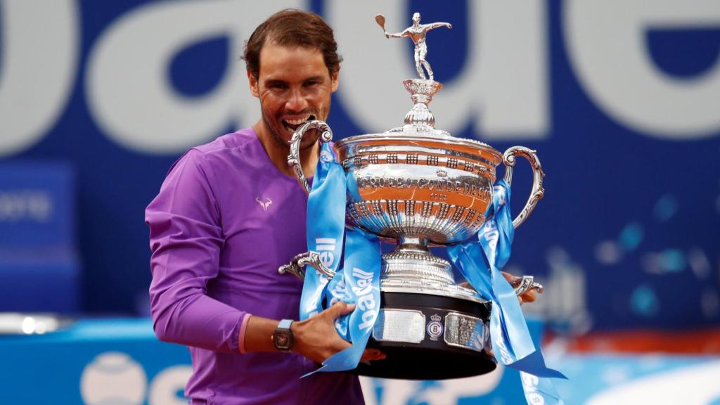 Rafa Nadal con su duodécimo título del Conde de Godó