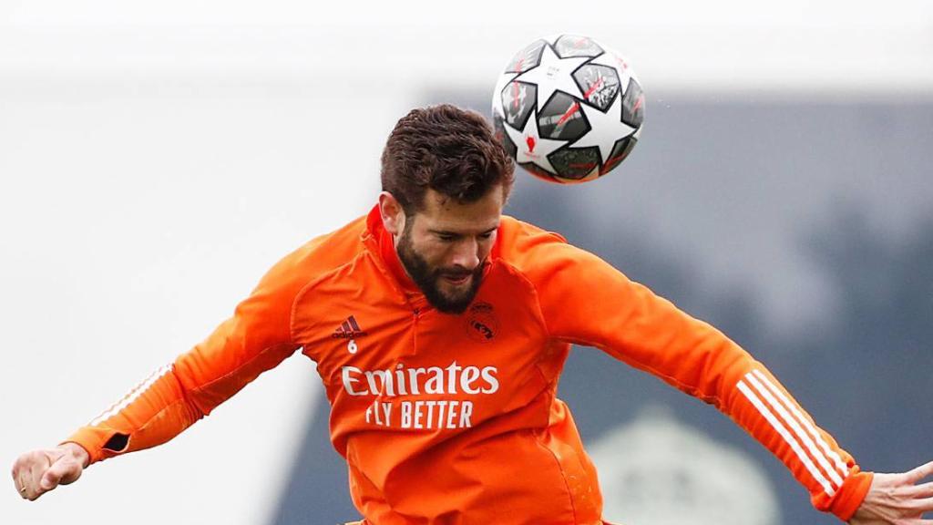 Nacho Fernández, durante un entrenamiento con el Real Madrid