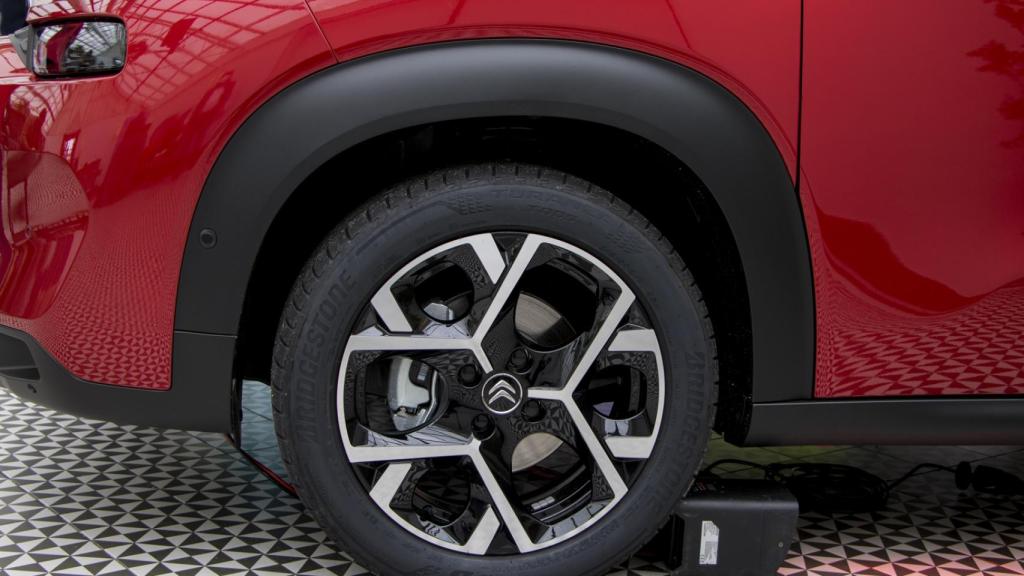 El Citroën C3 Aircross 2021 cuenta con colores y llantas nuevos.