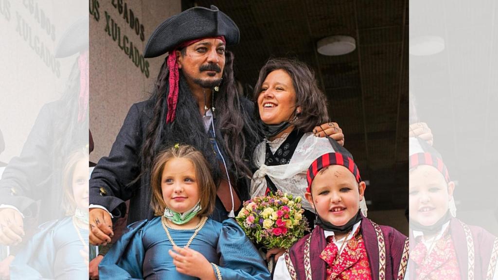 Berto, María y sus hijos el día de su no-boda
