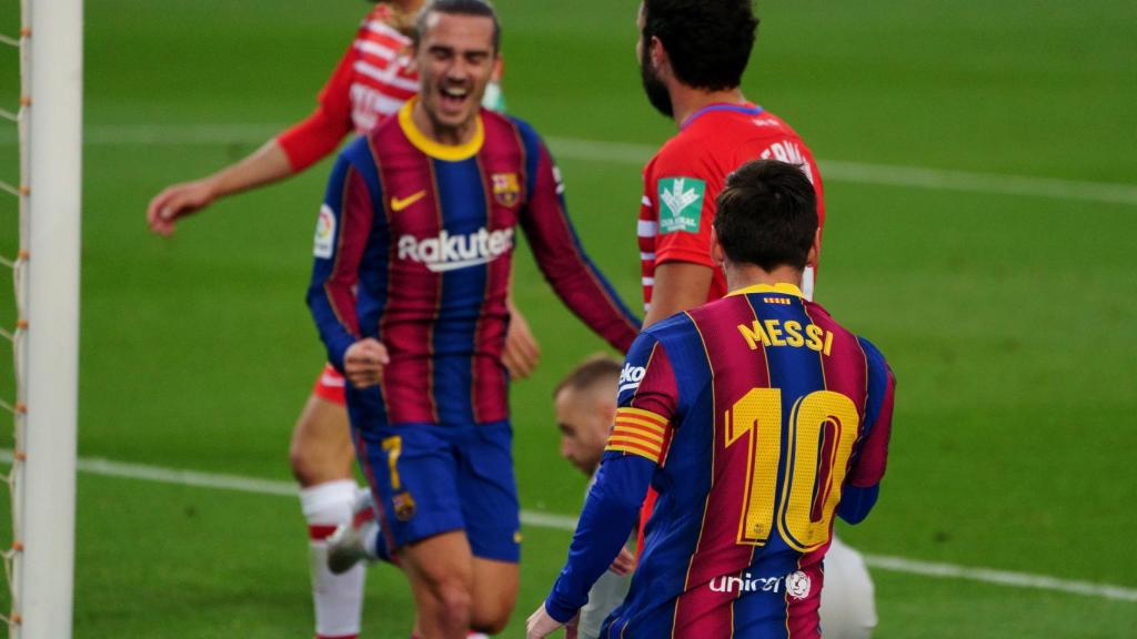 Messi y Griezmann celebrando un gol