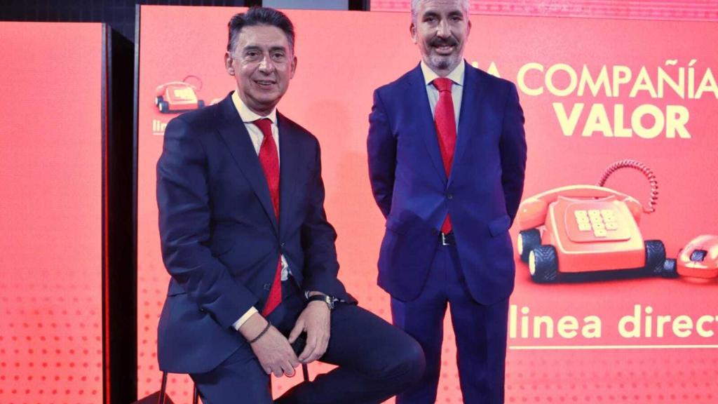 Miguel Ángel Merino y Carlos Rodríguez, consejero delegado y director financiero de Línea Directa, en la Bolsa de Madrid.