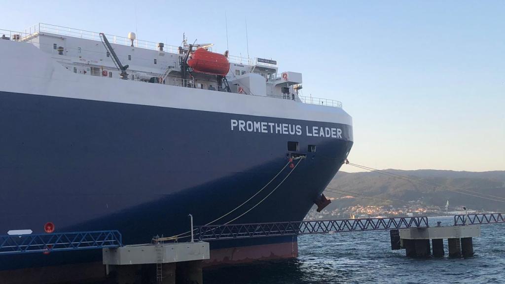 El barco amarrado en Vigo.