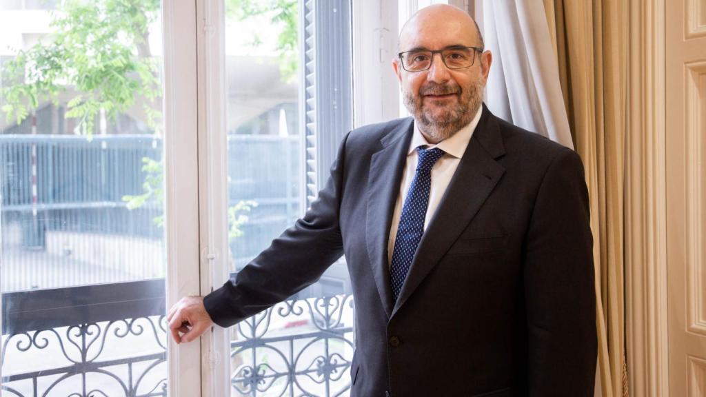 Miguel Borra, en su despacho. (Esteban Palazuelos)