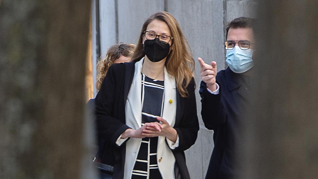 La exconsejera Meritxell Serret y el presidente de la Generalitat de Cataluña, Pere Aragonés.