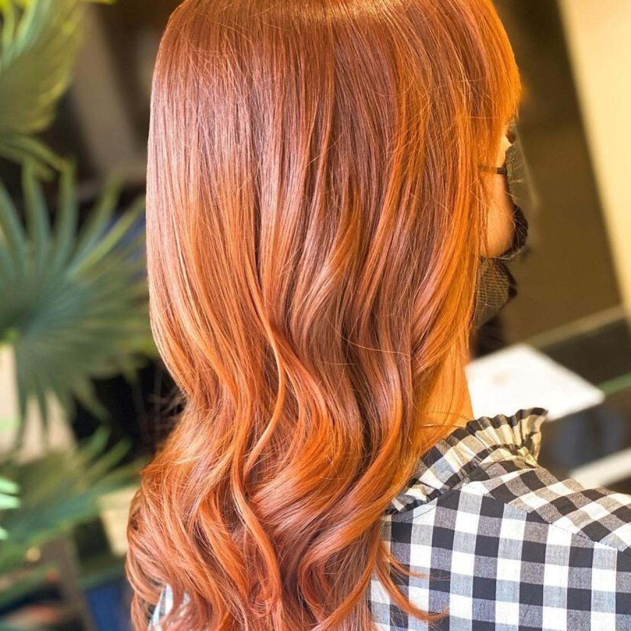 Los cabellos rojizos precisan también de productos específicos para no perder su brillo.