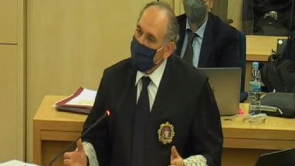 Antonio Romeral, este jueves durante la exposición de su informe final./