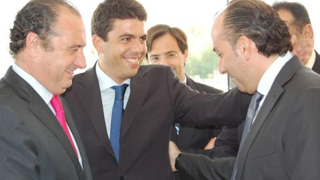 Mazón, vicepresidente en la Diputación de Ripoll, con el entonces alcalde socialista de Elche Alejandro Soler.