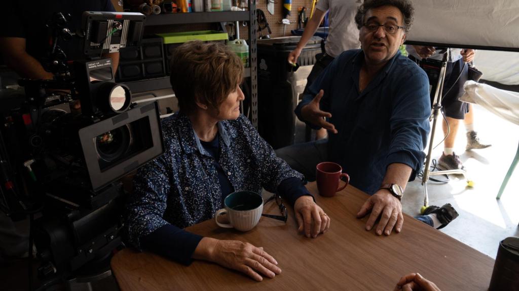 Rodrigo García junto a Glenn Close durante el rodaje