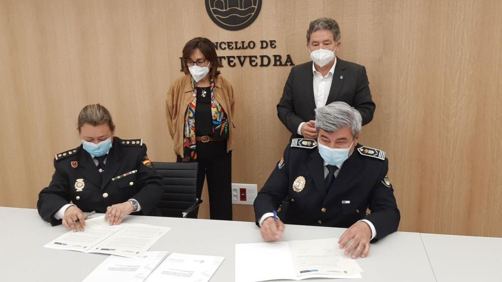 Hoy se renovó el protocolo de colaboración entre las Fuerzas y Cuerpos de Seguridad del Estado y la Policía Local en el marco de este programa.