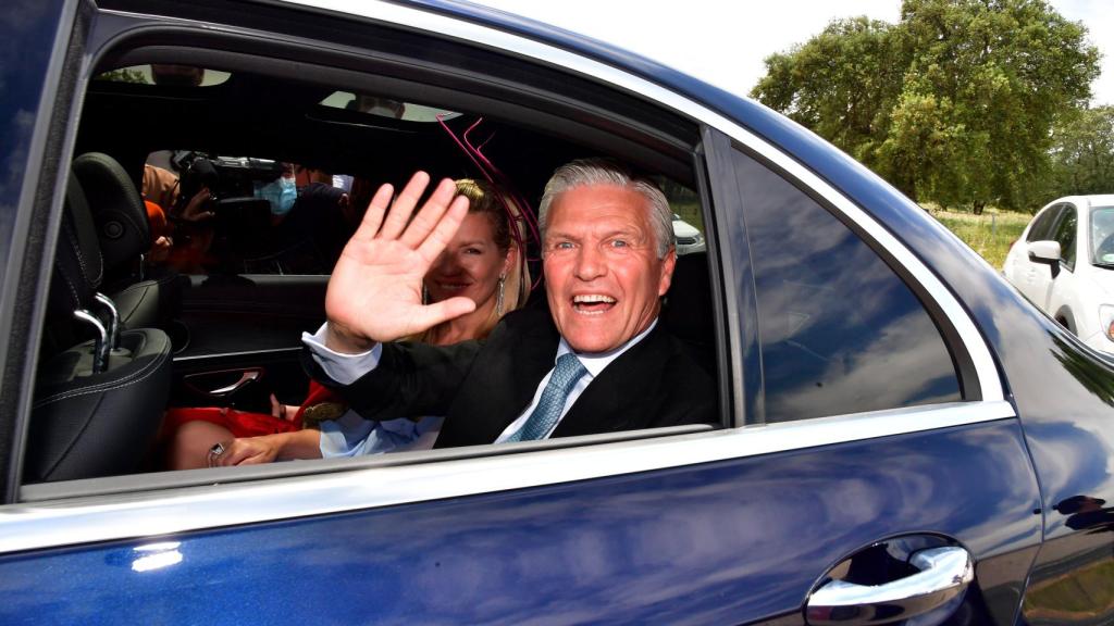 Espartaco y Patricia Rato a la salida de la ceremonia religiosa.