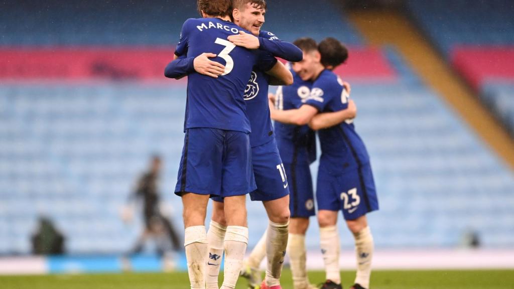 Los jugadores del Chelsea celebran su victoria frente al Manchester City