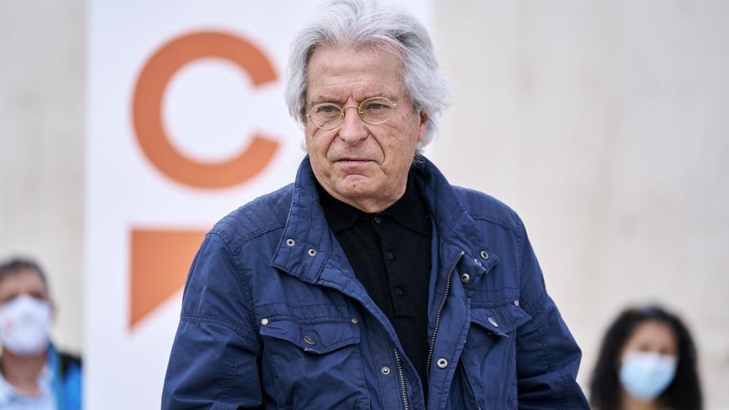 El eurodiputado Javier Nart participa en un acto de campaña de Ciudadanos para las elecciones del 4-M.