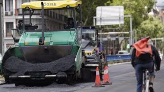 El nuevo asfalto español que cambiará las carreteras para siempre: resistente a las grietas y fabricado con paja de trigo