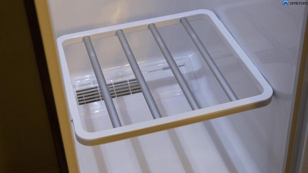 En la balda podremos poner hasta 2 prendas.