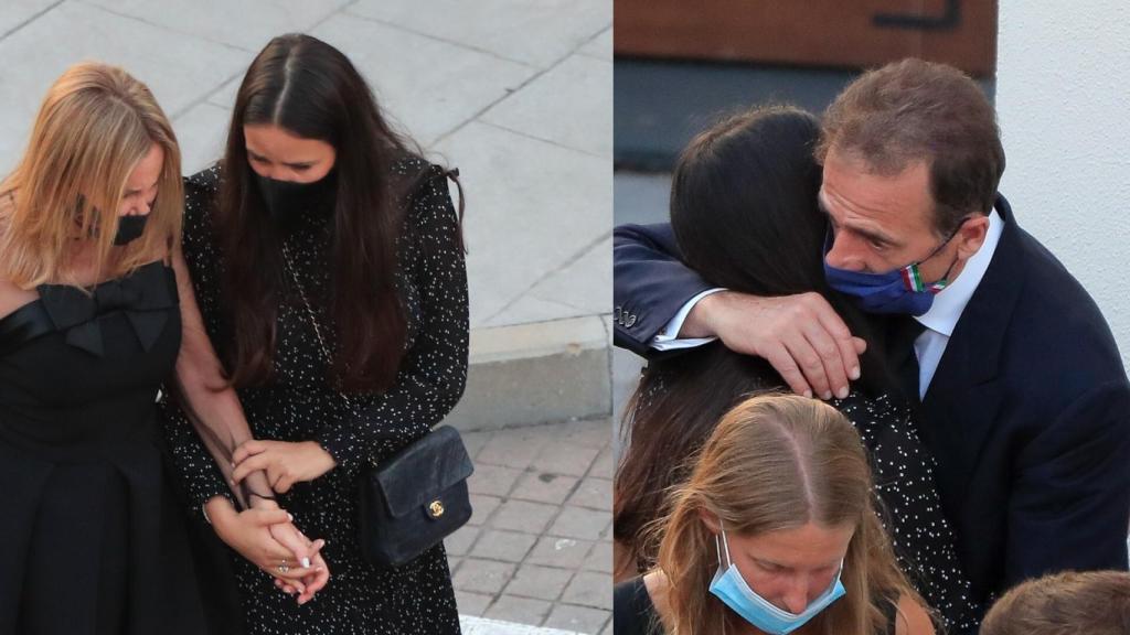 Carolina arropando a Ana y a Alessandro en el funeral de Álex Lequio.