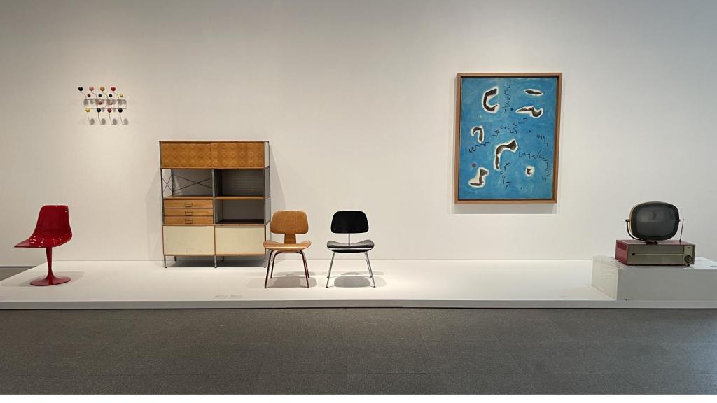 Comienzo de la colección en la sala The American Way of Life