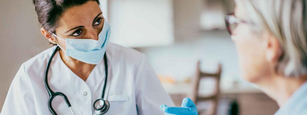 Atención en un centro de salud.