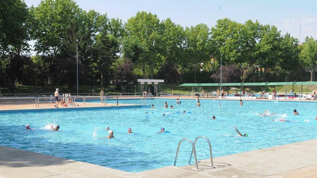 Piscina municipal en Madrid.