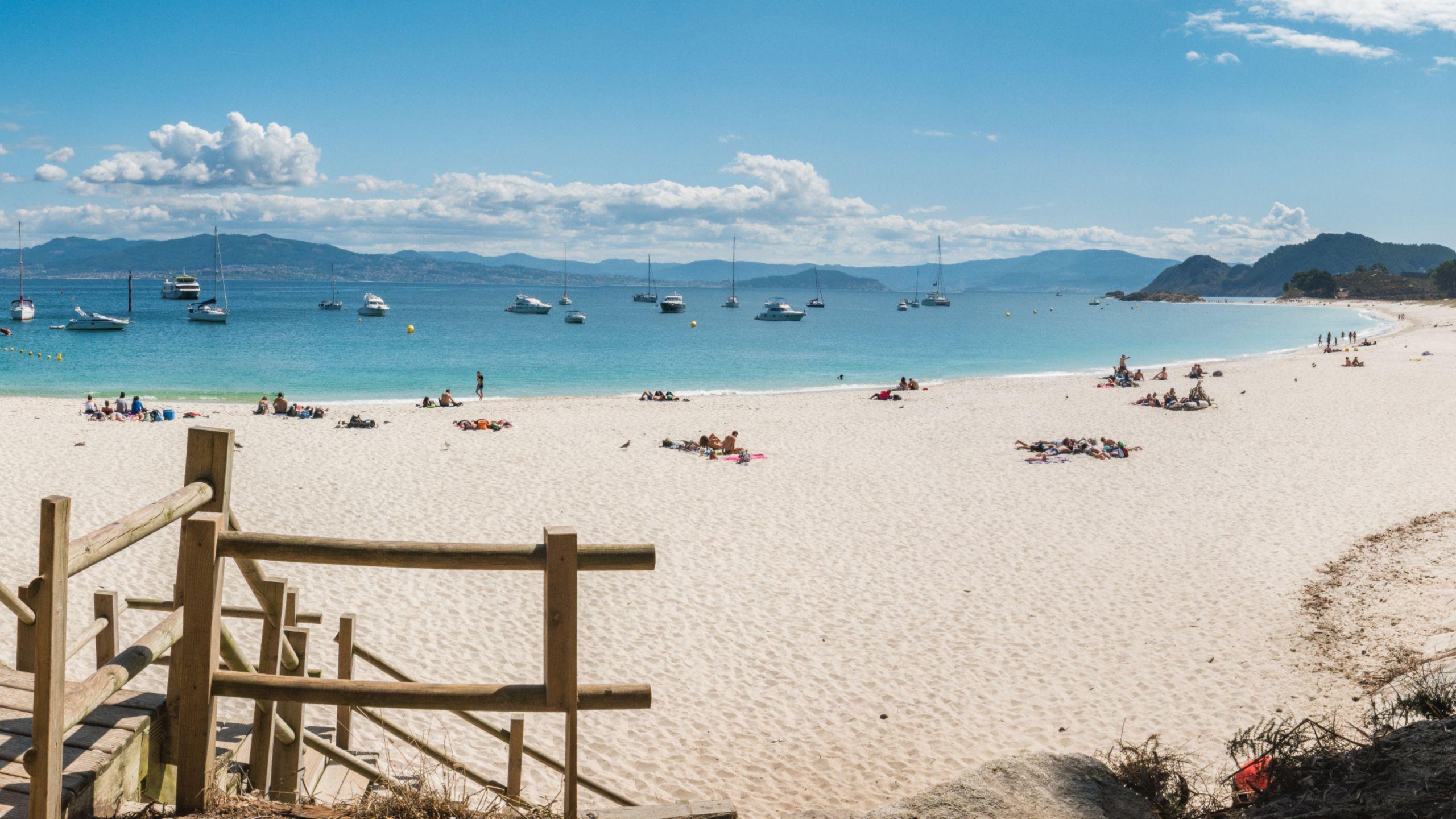 Playa de Rodas, en las Islas Cíes. Foto: shutterstock