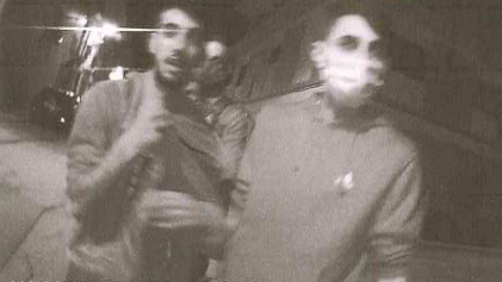 Uno de los fotogramas de la cámara GoPro de un policía local instantes antes de la agresión mortal a Kevin.