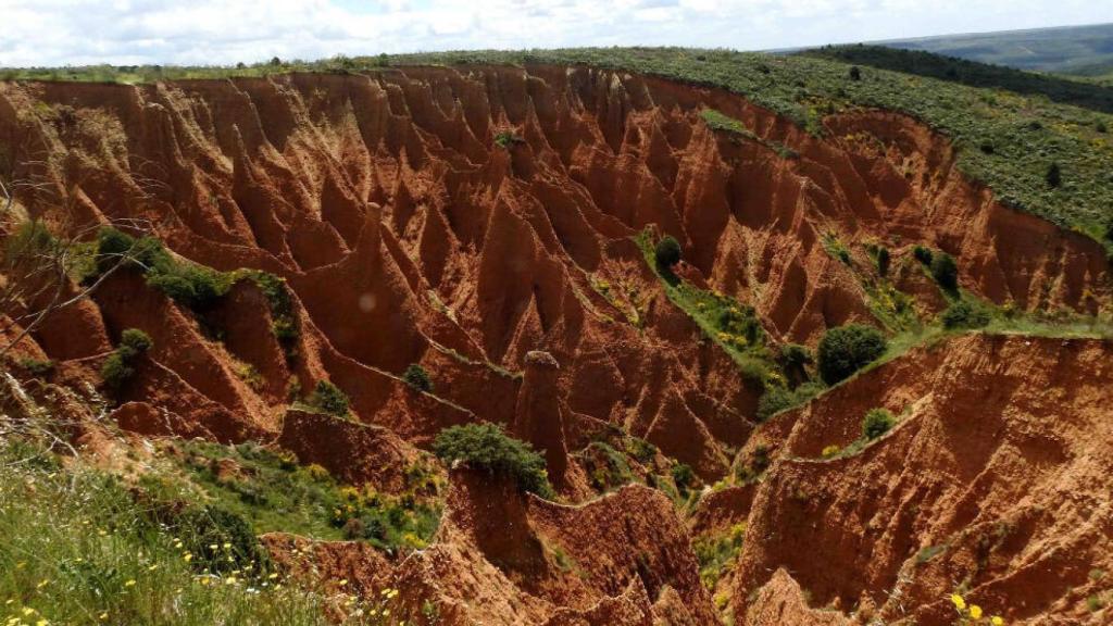 Las Chimeneas de Hadas pueden visitarse  en Valdepeñas de la Sierra (Guadalajara)